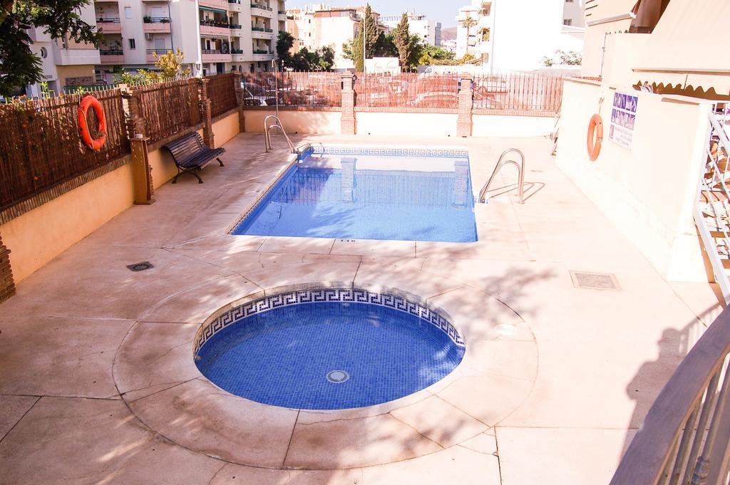 Apartamento Cala Bajo Nerja Extérieur photo